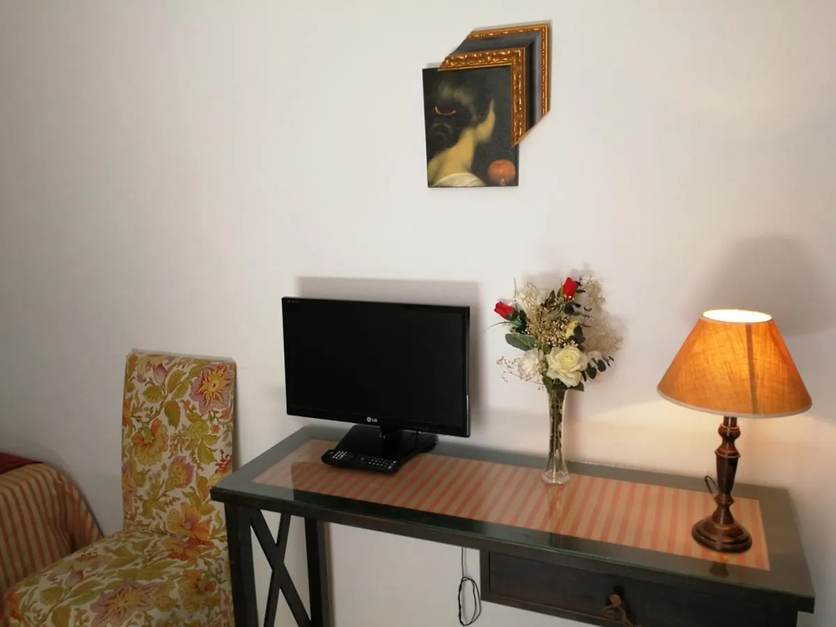 Konukevi Hostal Maestre Cordoba